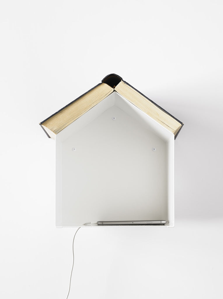 img:Birdhouse Bookshelf